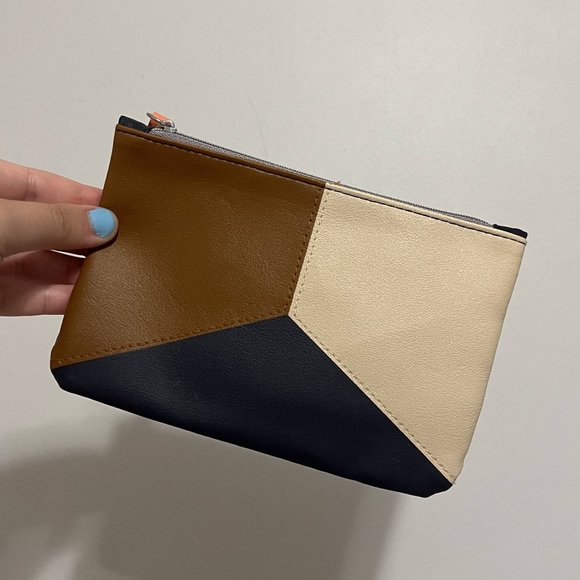 Set of 9 IPSY Makeup/Cosmetic Bags - Picture 2 of 9